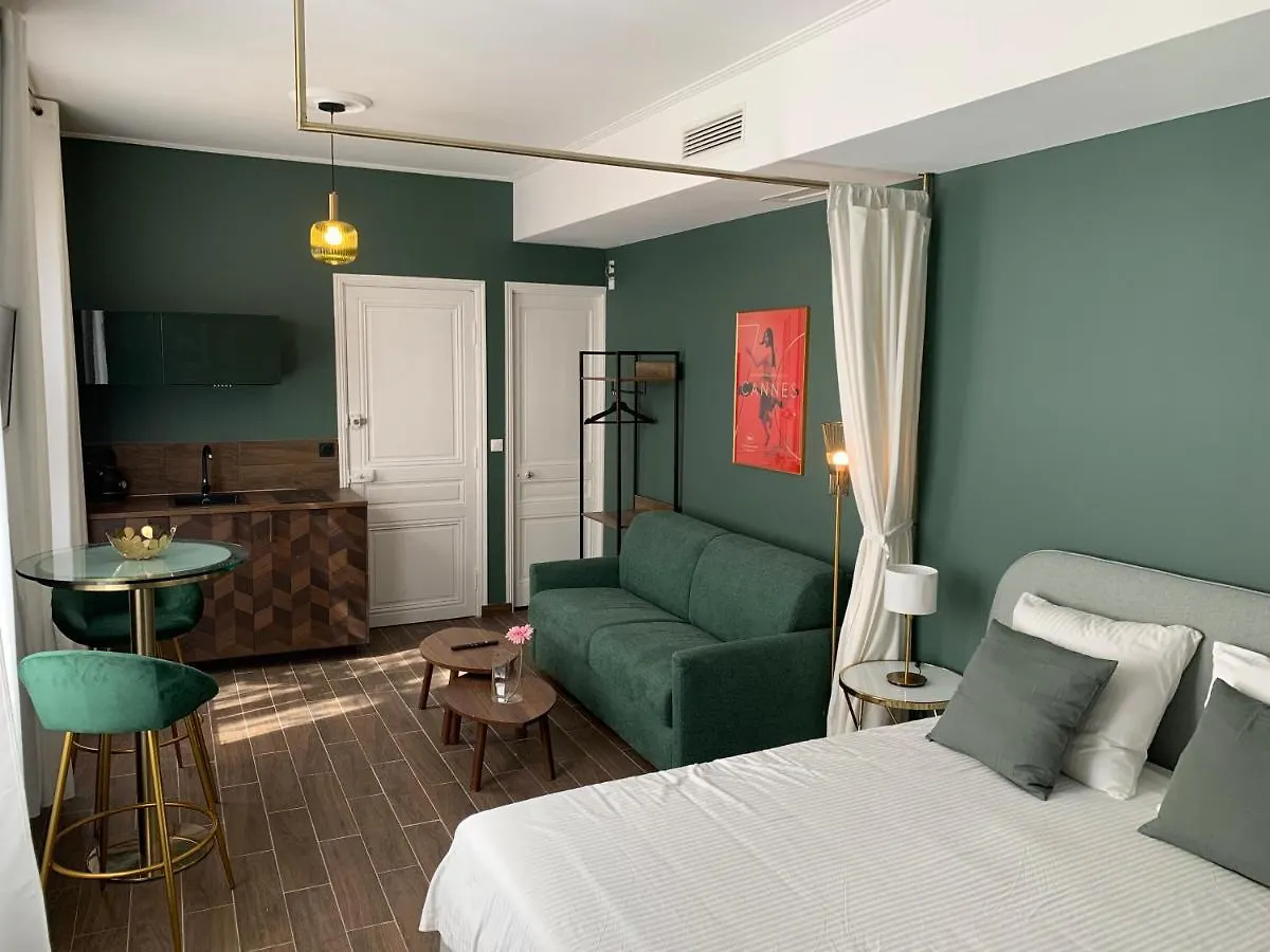 Villa Les Fougeres Suite Festival Jardin Garage カンヌ 0*,